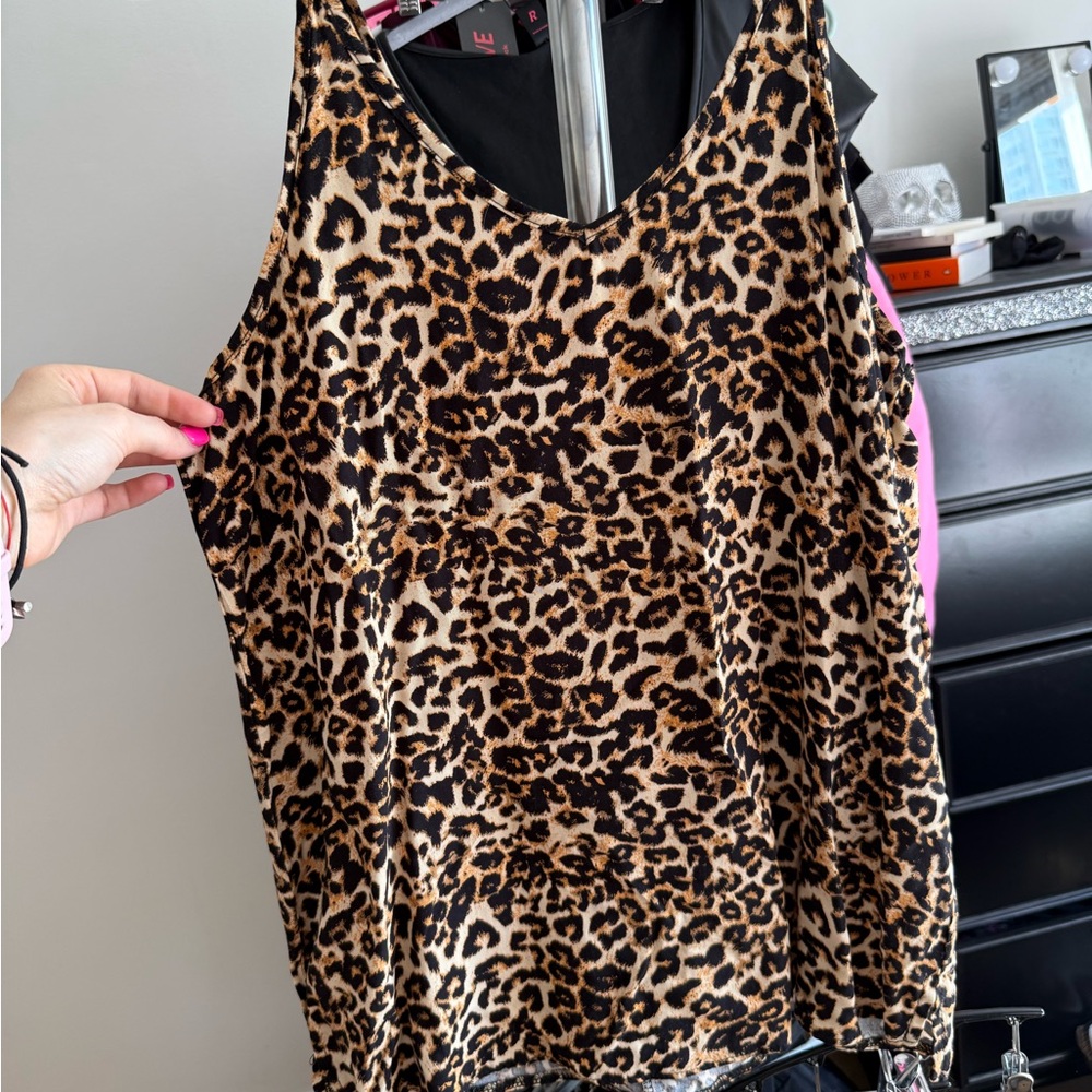 Leopard Print Sleeveless Top M
